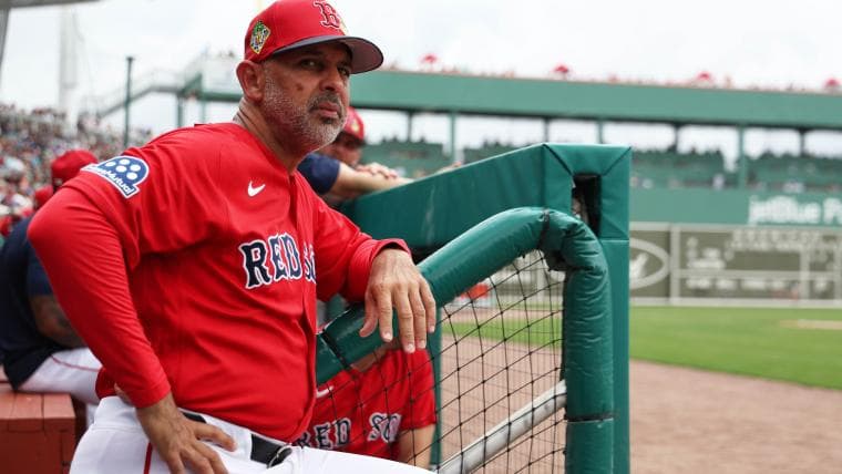 Alex Cora might not want Phillies job for one obvious reason, according to MLB insider