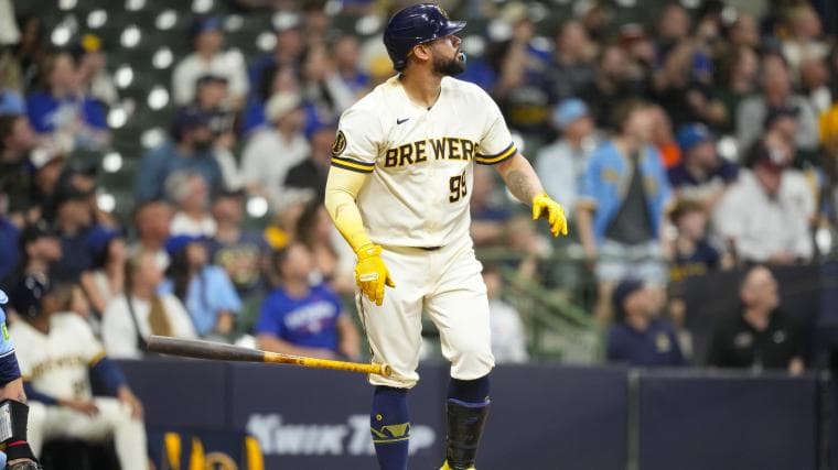 Brewers' Gary Sánchez has unlocked a new skillset in 2026