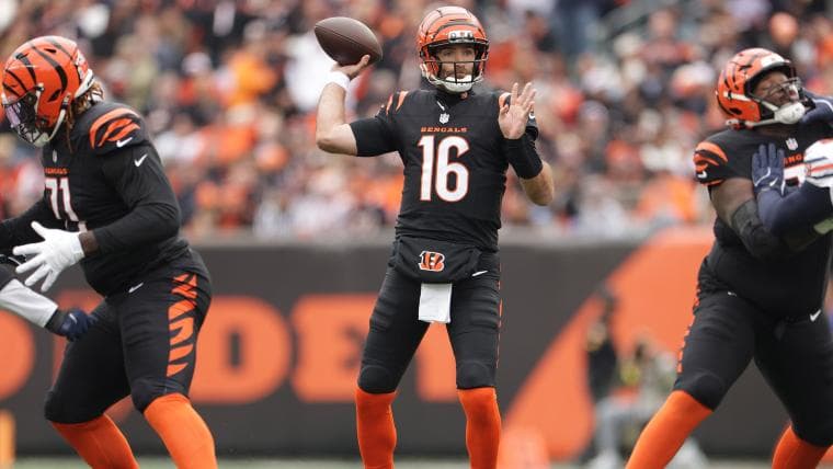 Bengals to re-sign Joe Flacco after Pro Bowl QB picks Cincinnati over Raiders