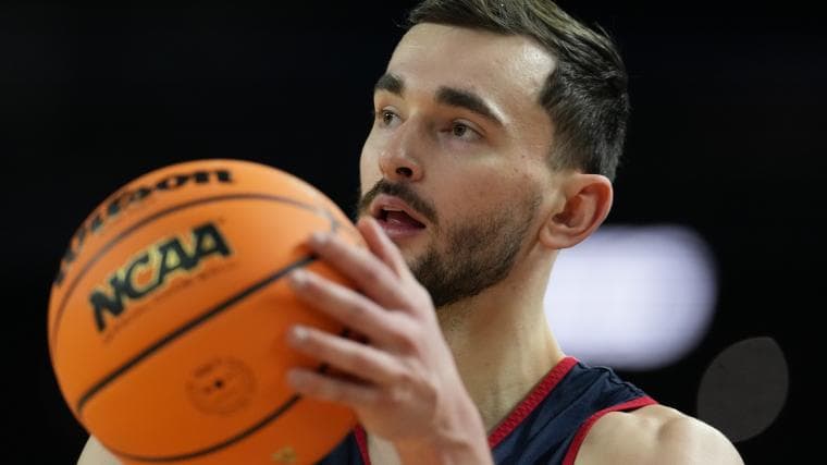 UConn's Alex Karaban has craziest NCAA basketball stat company with Bill Russell, Lew Alcindor