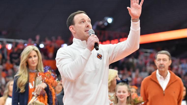 Syracuse Sun's New Coach Gerry McNamara Dazzles Fans in Upstate New York!
