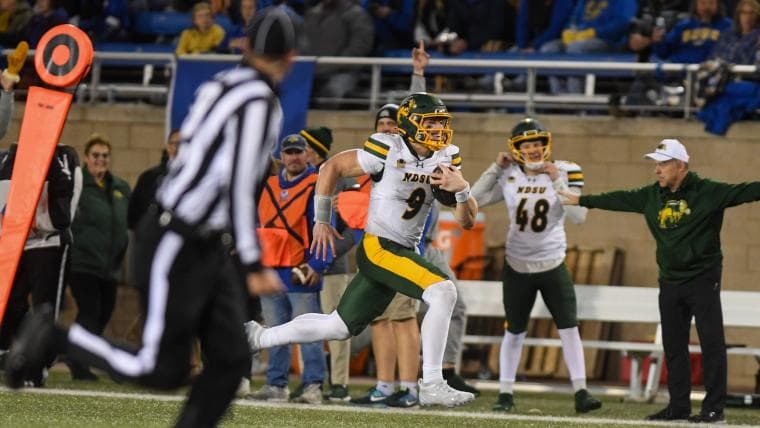 Why Eagles drafting Cole Payton points to QB trade, Jalen Hurts backup change