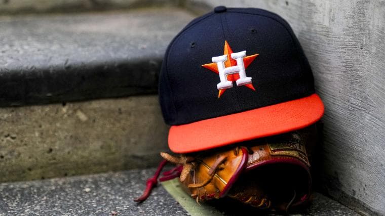 Astros sign ex-Pirates reliever who made MLB debut with Yankees