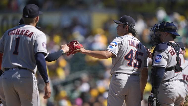 Astros predicted to make tough trade decision at deadline after disastrous start