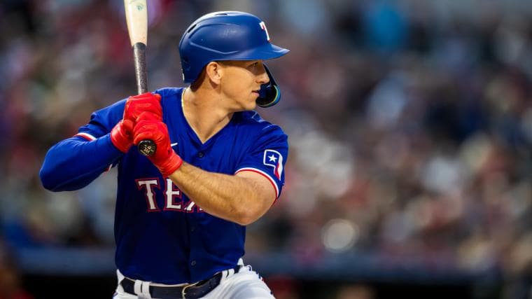 Rangers earn mediocre early-season grade as offense looks to find consistency