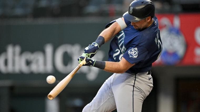 The 12-pitch saga that may have saved Cal Raleigh's season for Mariners