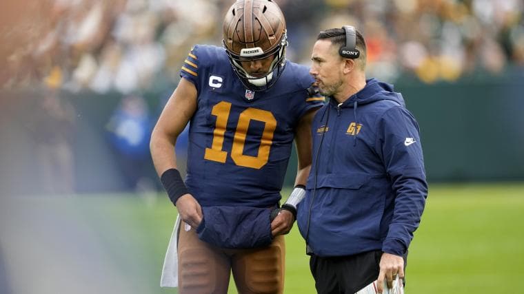 Packers predicted to sign former $242 million Pro Bowl quarterback to back up Jordan Love