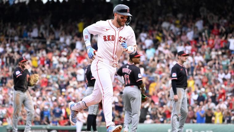 Red Sox may need to follow Celtics blueprint with Trevor Story decision