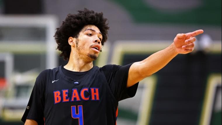 When is Tyran Stokes committing? Latest news on No. 1 recruit's decision between Kentucky, Kansas