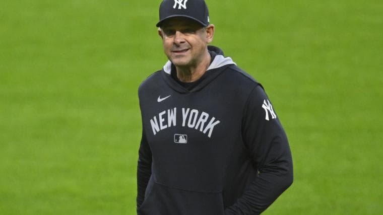 Blue Jays trade rumor could lead to blockbuster deal with Yankees in deadline shocker