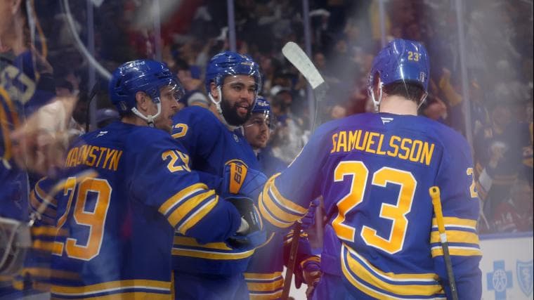 Sabres 'blend in well with this city' in blue-collar Buffalo Game 1 win over Canadiens