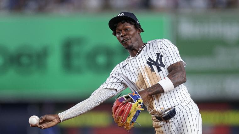 Why Jazz Chisholm is wearing an AirPod while playing second base for Yankees