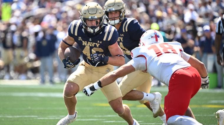 Steelers, Alex Tecza keep teammate streak with Navy's Eli Heidenreich alive