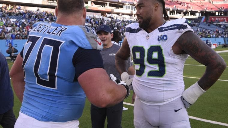 Chargers could make shrewd free agent signing for Justin Herbert