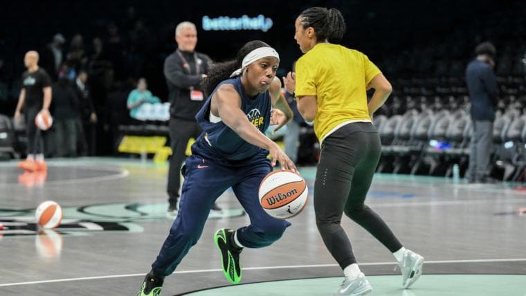 Stephanie White’s honest Raven Johnson assessment said a lot about the Fever rookie