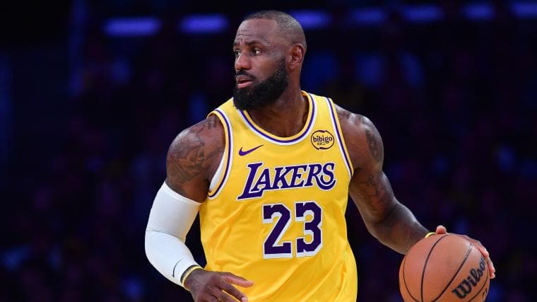 LeBron James ties Boston Celtics legend for astonishing NBA record