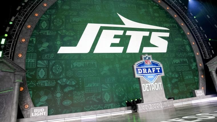 New York Jets predicted to give up three draft picks to trade for 23-year-old first round WR