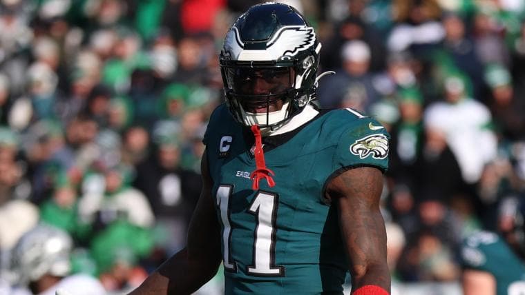 Latest AJ Brown trade rumors should lead to Bears seeing what they’d have to move for him