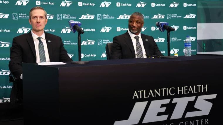 Jets' projected plan for 2026 is problem for Aaron Glenn and Darren Mougey