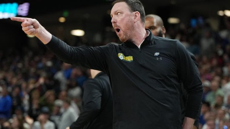 Why Siena only used five players vs. Duke: Gerry McNamara's head-scratching lineup decision costs historic 16-1 upset