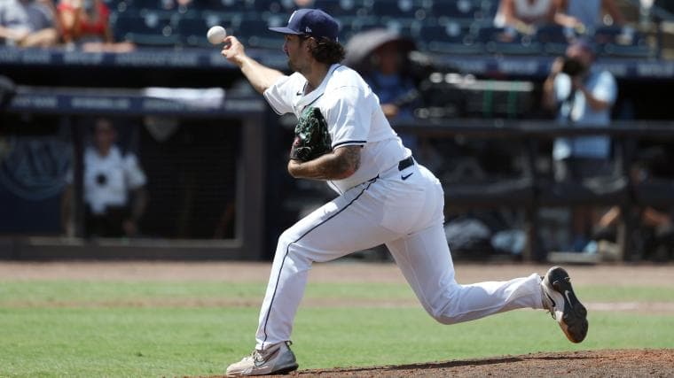 Blue Jays let 30-year old pitcher leave contract to find new team