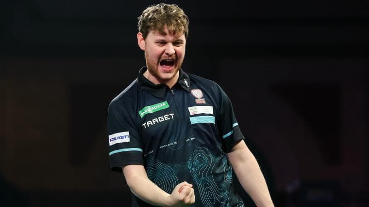 Hawkeye Doets claims first PDC darts title at Players Championship 13