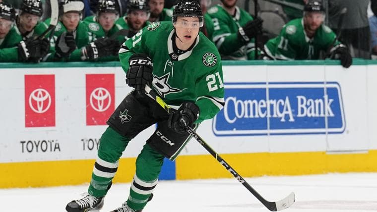 Stars GM Jim Nill gives update on contract talks with Jason Robertson