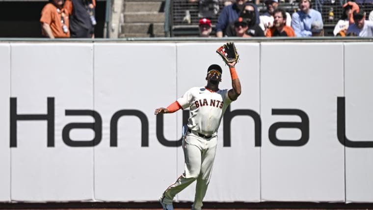 Giants' .406 OPS bust drawing interest from MLB and NPB teams in Japan