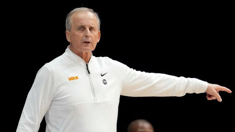 Tennessee reportedly lands visit with No. 3 player in the transfer portal, battling UNC, Michigan