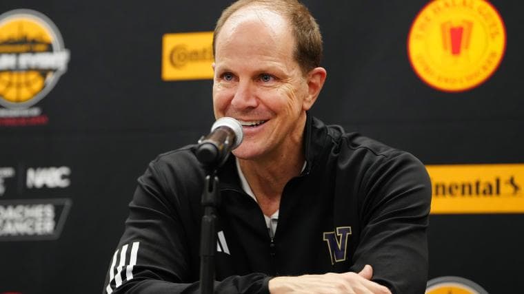 Mike Hopkins' Siena coach hiring takes plot twist for former Syracuse heir