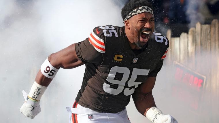 Cleveland Browns predicted to pair Myles Garrett with generational star despite other needs