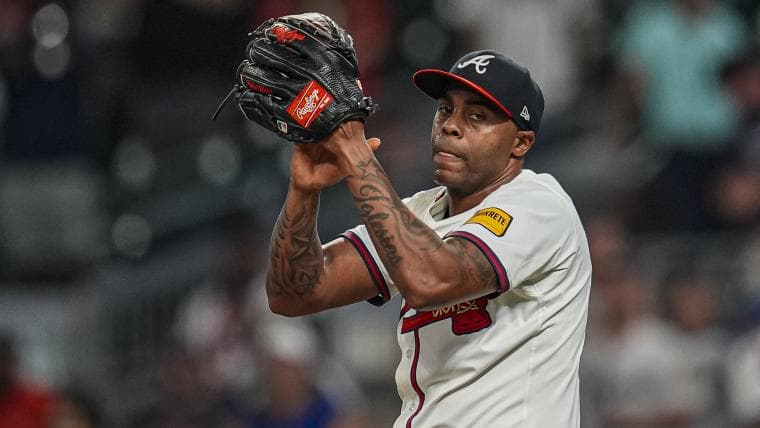 Who is the Braves' closer? Why Atlanta is making Raisel Iglesias, Robert Suarez decision in bullpen