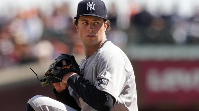 Look at how Yankees' Cam Schlitterer compares to Tarik Skubal