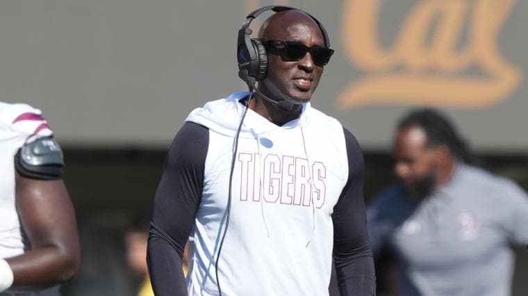 Cris Dishman’s mornings still start before sunrise as Oilers great builds something bigger at Texas Southern