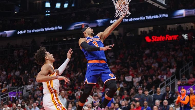 Knicks advance past Hawks on back of biggest halftime lead in NBA Playoff history