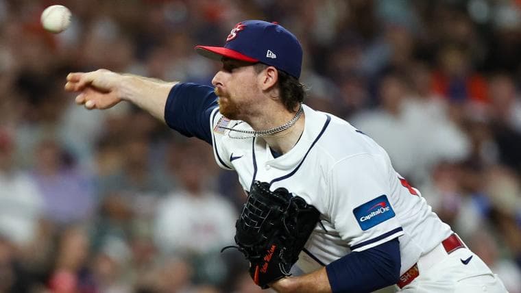 USA takes on Venezuela in WBC action!