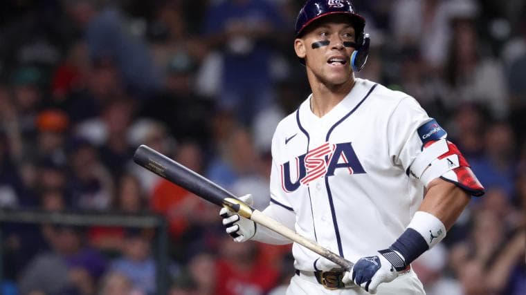 Hot Topic: Judge’s Unique Eye Color Draws Fans as He Embarks on U.S. Tour