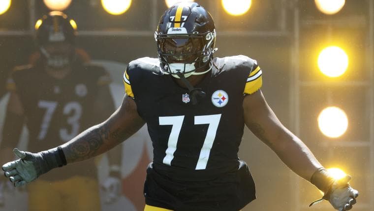 Pittsburgh Steelers make fifth-year option decision with Broderick Jones