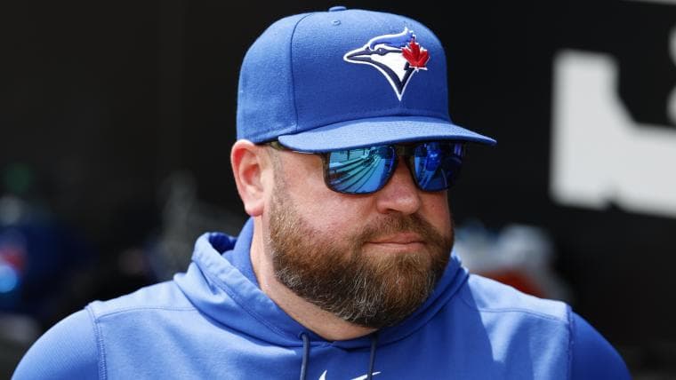 Blue Jays dismiss 2 pitchers, add new duo, and make Injured List move