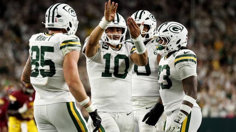 Packers sign 25-year-old, 1,857-yard receiver to assist Jordan Love