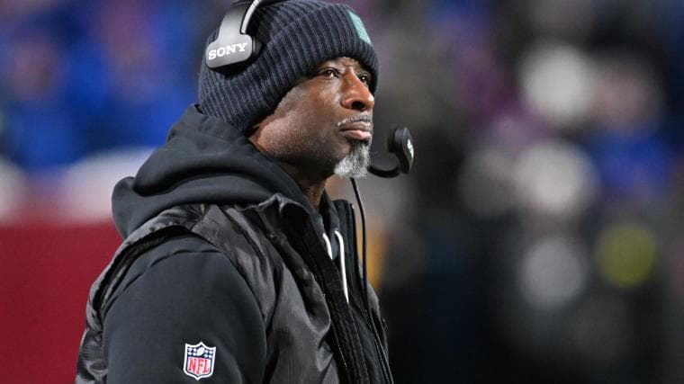 Jets trade idea sends No. 2 overall pick to Titans for three draft selections