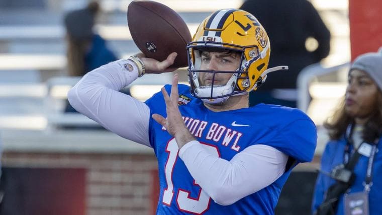Analyst offers interesting QB name for Steelers to draft