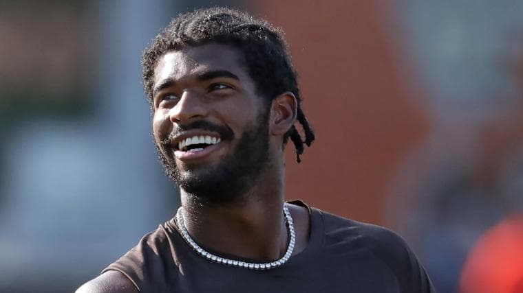 Shedeur Sanders makes big off-the-field move with Nike at Colorado graduation
