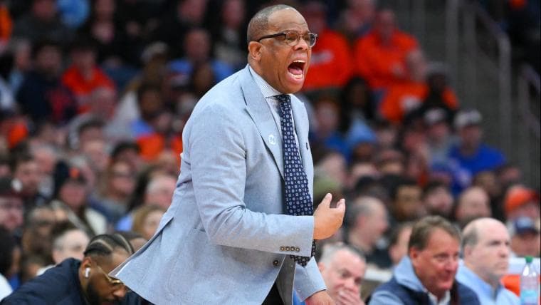 UNC predicted to hire $7M NBA champion with multiple Final Four appearances to replace Hubert Davis