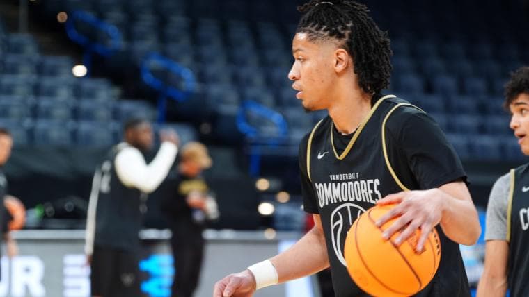 Who is Chandler Bing? Meet Vanderbilt basketball star sharing name as iconic 'Friends' character