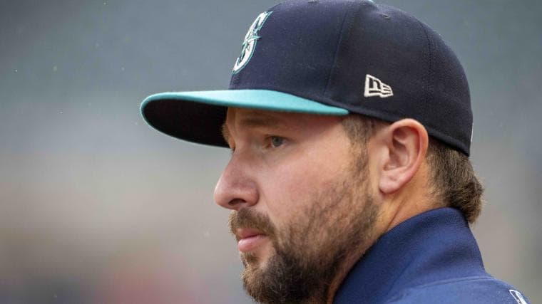 Mariners’ Cal Raleigh’s slow start is a sign to panic