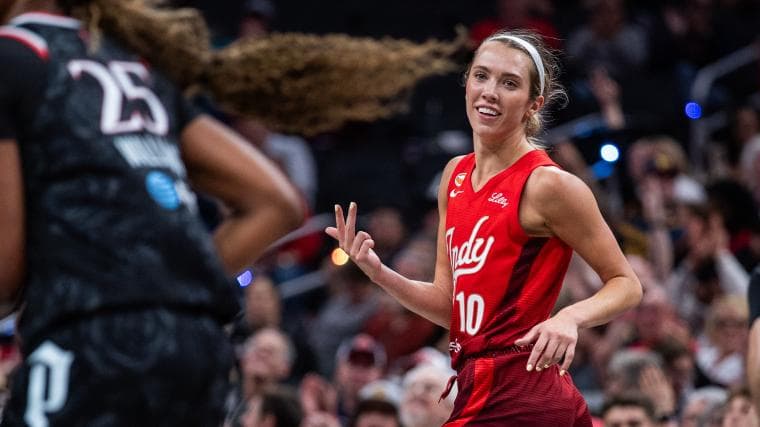 Fever's Lexie Hull flirts with perfection in big role with Caitlin Clark injured