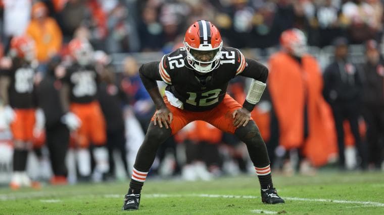 Cleveland Browns trade idea ditches Shedeur Sanders to land recent first-round pick