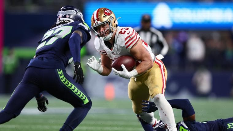 49ers reunite with 5-foot-8 RB via free agent signing