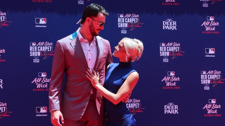 Livvy Dunne reveals what she does before every Paul Skenes pitch